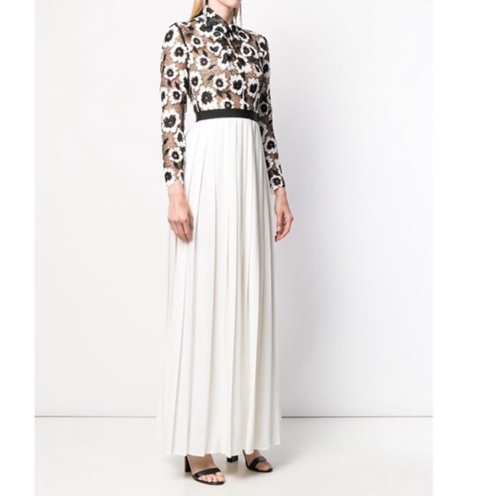 Self Portrait Floral Guipure Gown White Black Size 2